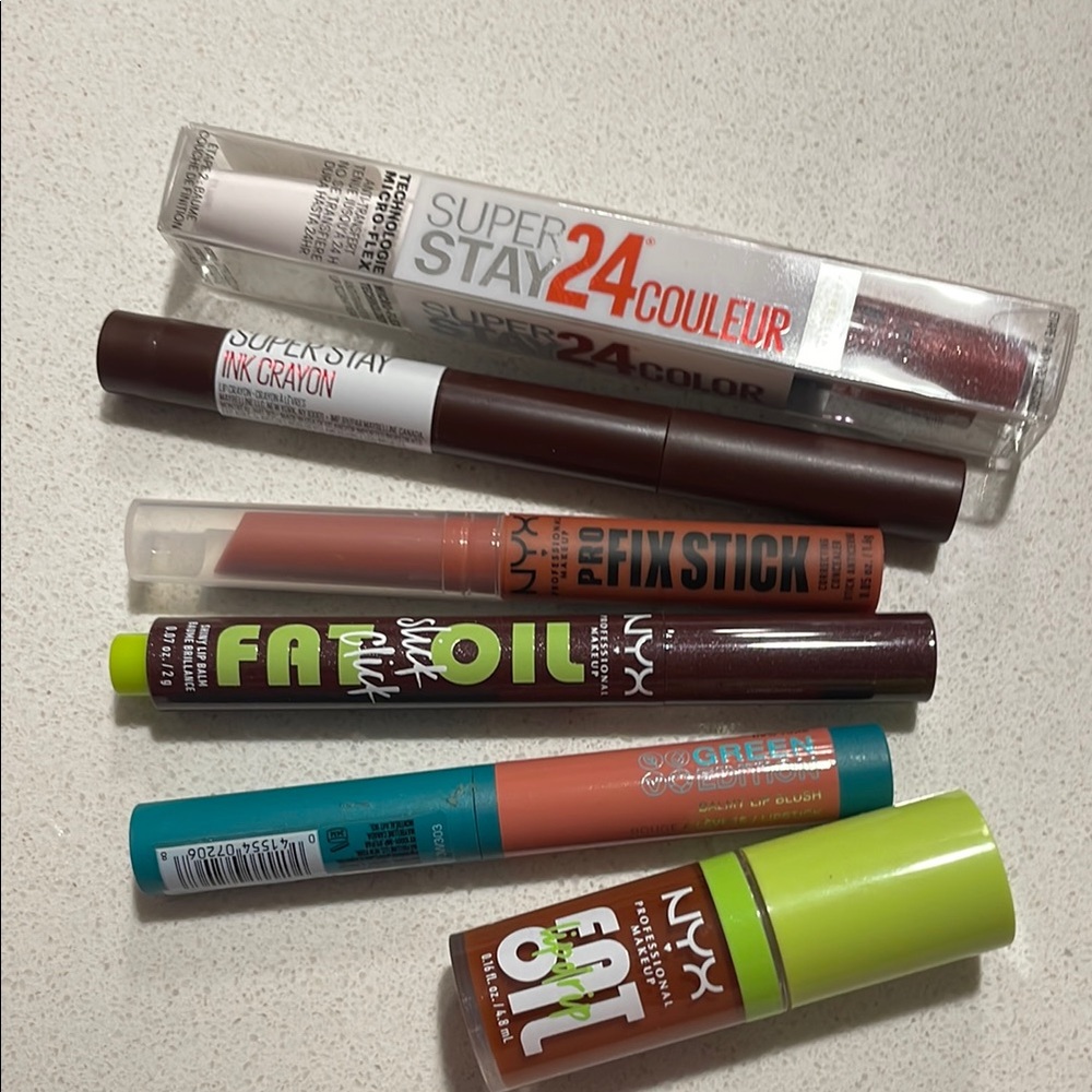 NYX Lip and Eye Makeup Set - Red, Brown, Green all NEW !!!